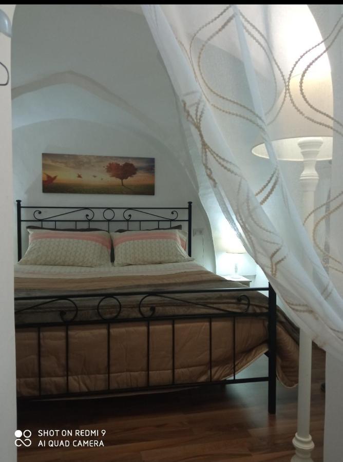 Il Nido Della Calandra Apartment Тулие Екстериор снимка